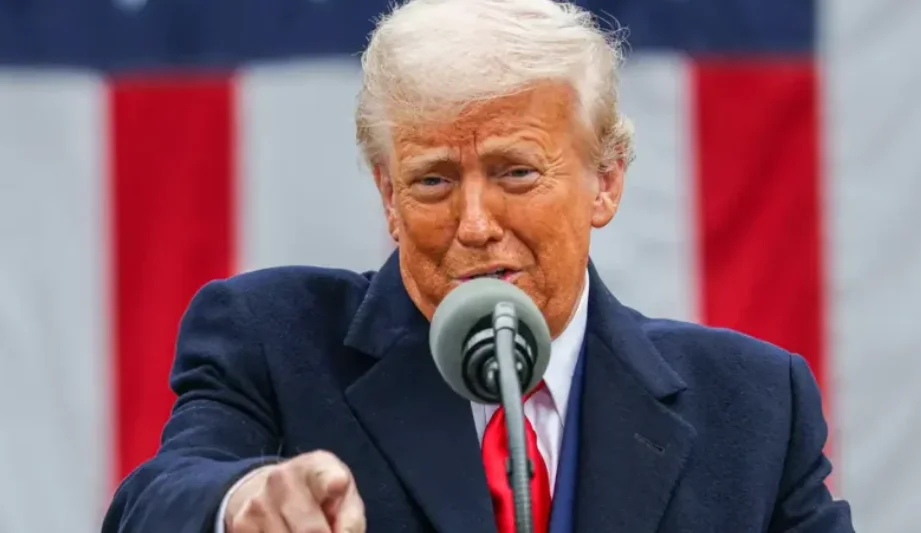 Trump afirma que EUA podem realizar ataques por terra contra cartéis no México